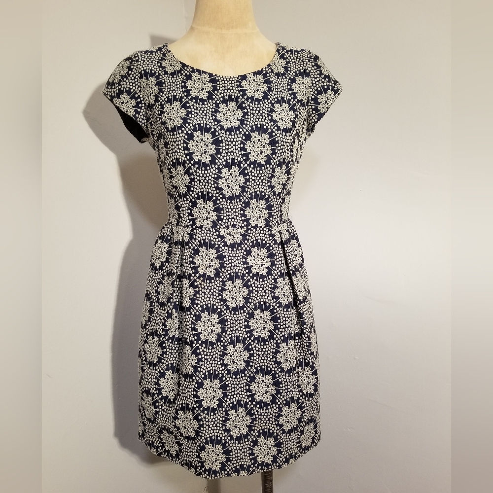 Boden Navy and Cream Floral Mini Dress - Picture 3 of 8